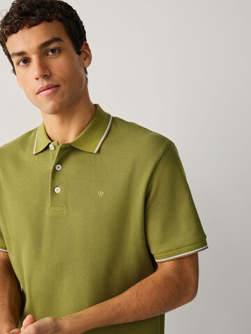 Next Тениска в зелено