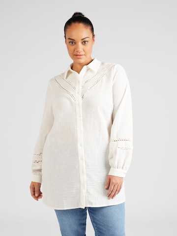 Robe-chemise Vero Moda Curve en blanc : devant