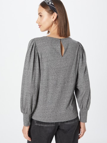 ESPRIT - Camiseta en gris