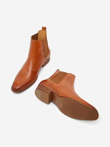 Bianco Chelsea Boots in Brown