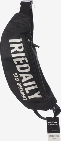 Iriedaily Handtasche klein One Size in Schwarz: predná strana