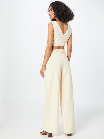 Nasty Gal Wide leg Pleat-Front Pants in Beige