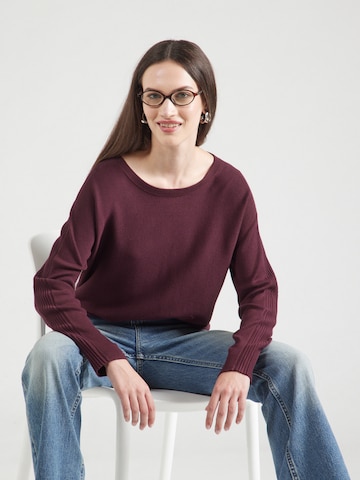 Pull-over COMMA en rouge : devant