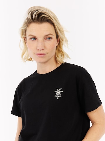 PROTEST Shirt 'PRTKathy'‌‌ in Schwarz
