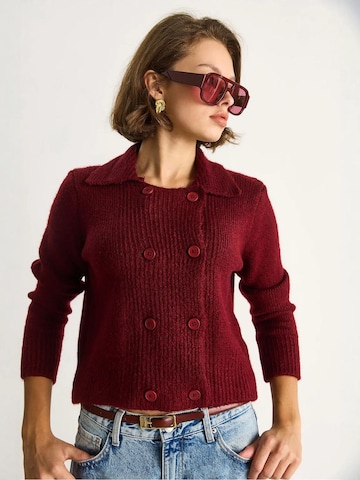 Cardigan Bianco Lucci en rouge