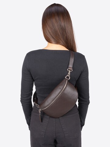 Seasons of April Heuptas 'Anna' in Bruin