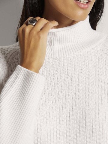 Pull-over MADELEINE en blanc