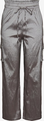 PIECES Regular Cargo trousers in Silver: front