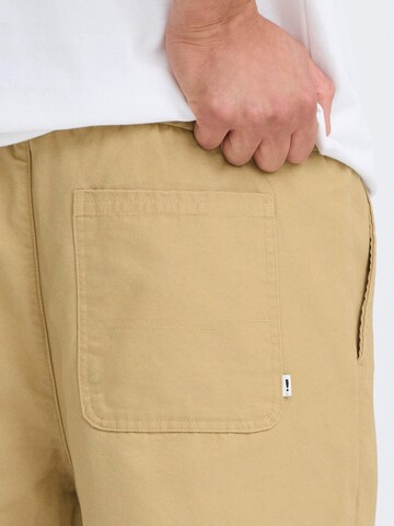 !Solid - Regular Calças chino ' SDLIAM ' em amarelo