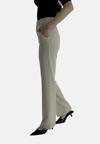 Elara Flared Hose in Beige