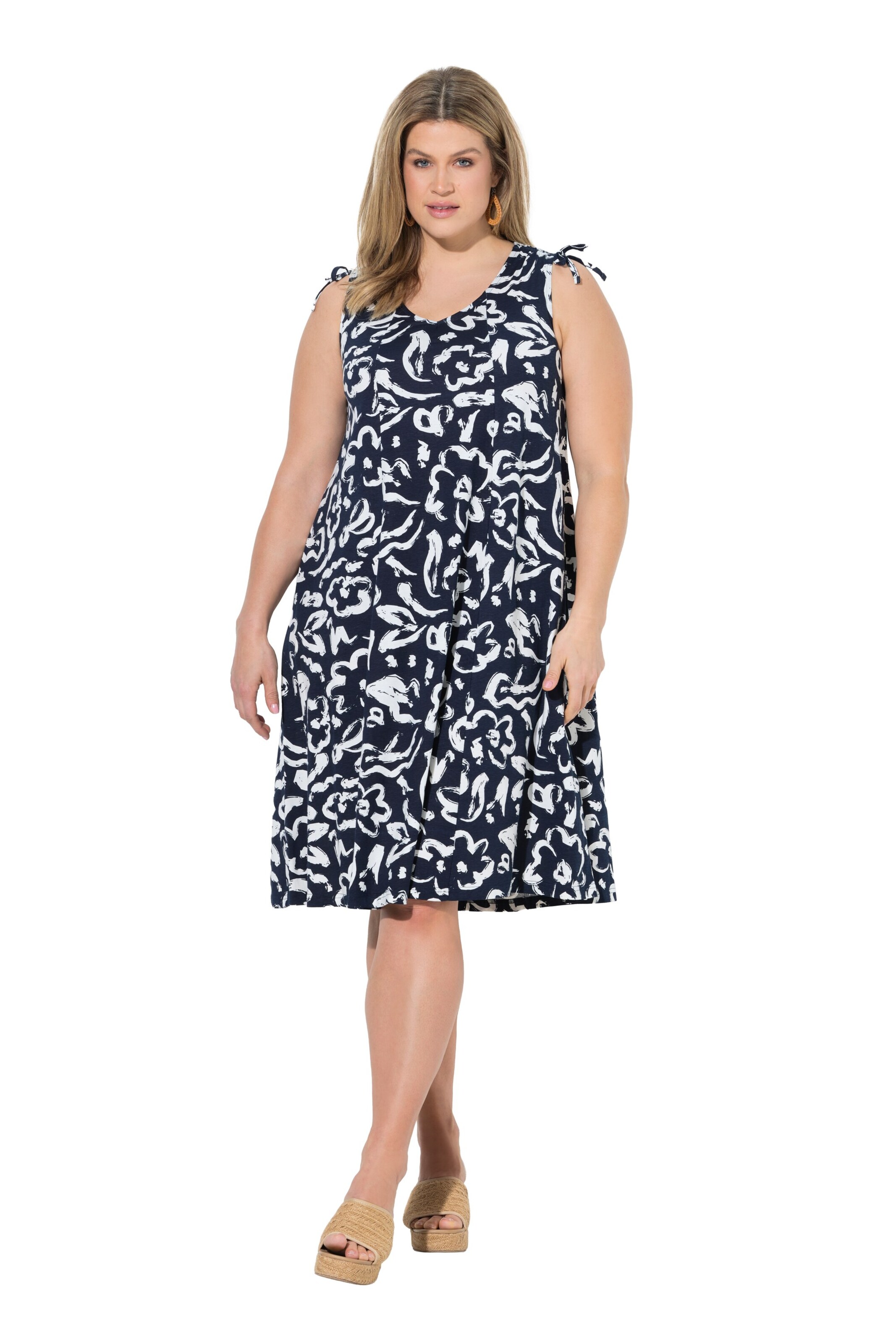 Ulla Popken Dress in Blue: front