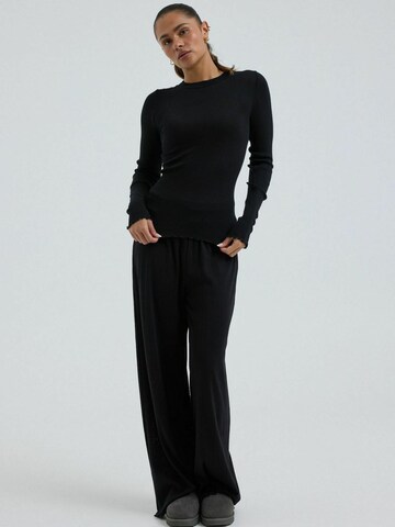 Seamless Basic Top ' Wooly ' in Zwart
