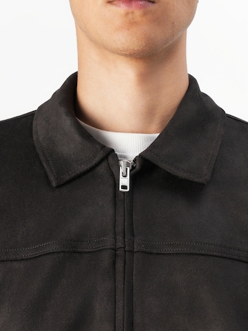 Veste mi-saison Abercrombie & Fitch en marron