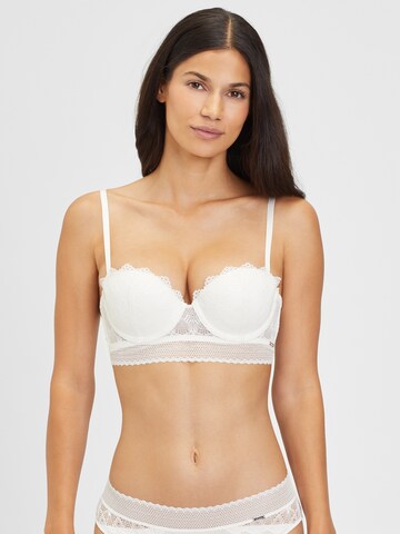 s.Oliver Balconette Bra in White: front