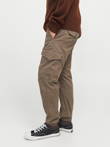 Coupe slim Pantalon cargo 'JJIPaul JJFlake' JACK & JONES en gris