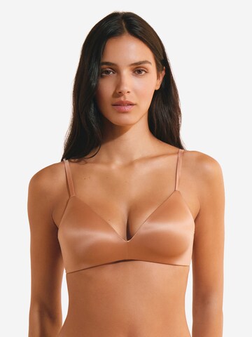 ETAM T-Shirt Satinierter Triangel-BH ohne Bügel 'Pure Glow' in Pink: Vorderseite