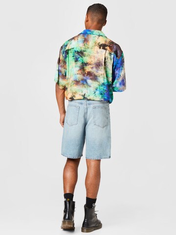 WEEKDAY Regular Shorts 'Galaxy' in Blau