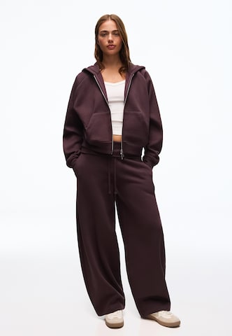 Bershka Collegetakki värissä lila