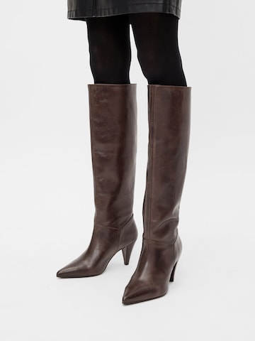 Bianco Boots 'BIAGIDA' in Brown: front