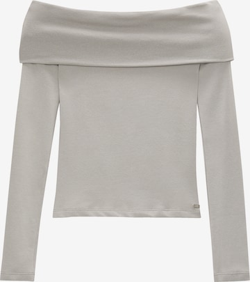 Pull&Bear Shirt in Grey: front