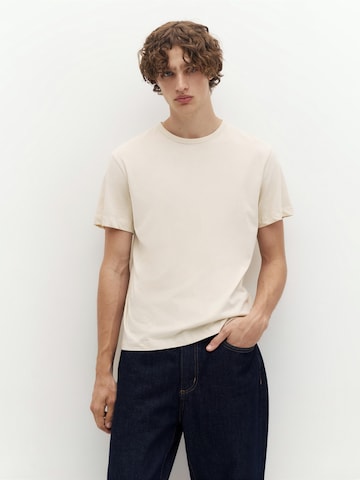 Pull&Bear Shirt in Beige: front