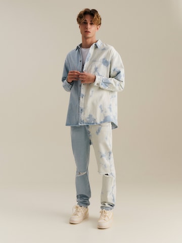 About You x Nils Kuesel Regular fit Button Up Shirt 'Luan' in Blue
