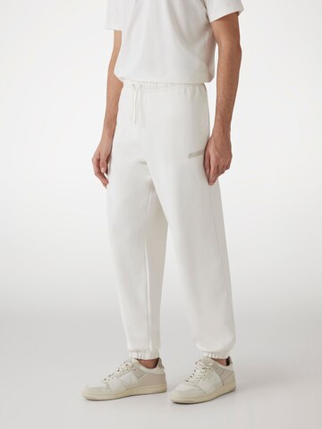 GUESS Regular Sporthose in Weiß