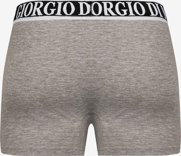 Boxer di Giorgio di Mare in grigio