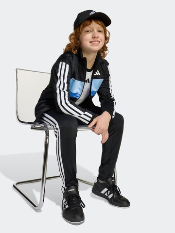 ADIDAS SPORTSWEAR Trainingspak 'Seasonal Essentials Tiberio' in Zwart