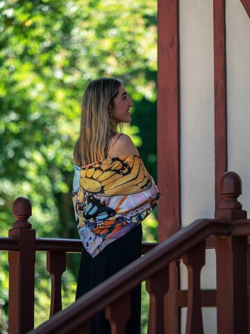 Bess Madrid Schal 'Butterfly Nº Two - Multicolour Habotai Silk Scarf'‌‌‌‌‌ in Blau