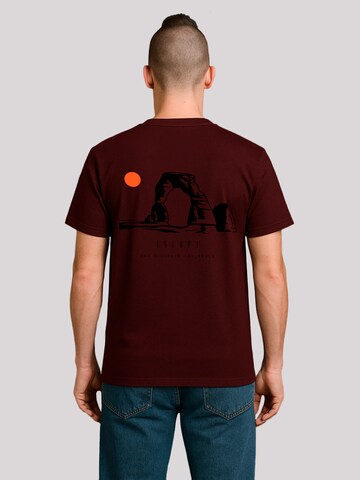 T-Shirt 'Escape Discover the World Savannah' F4NT4STIC en marron