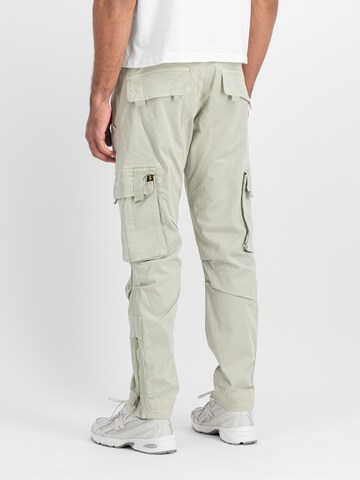 ALPHA INDUSTRIES Regular Cargobroek in Grijs