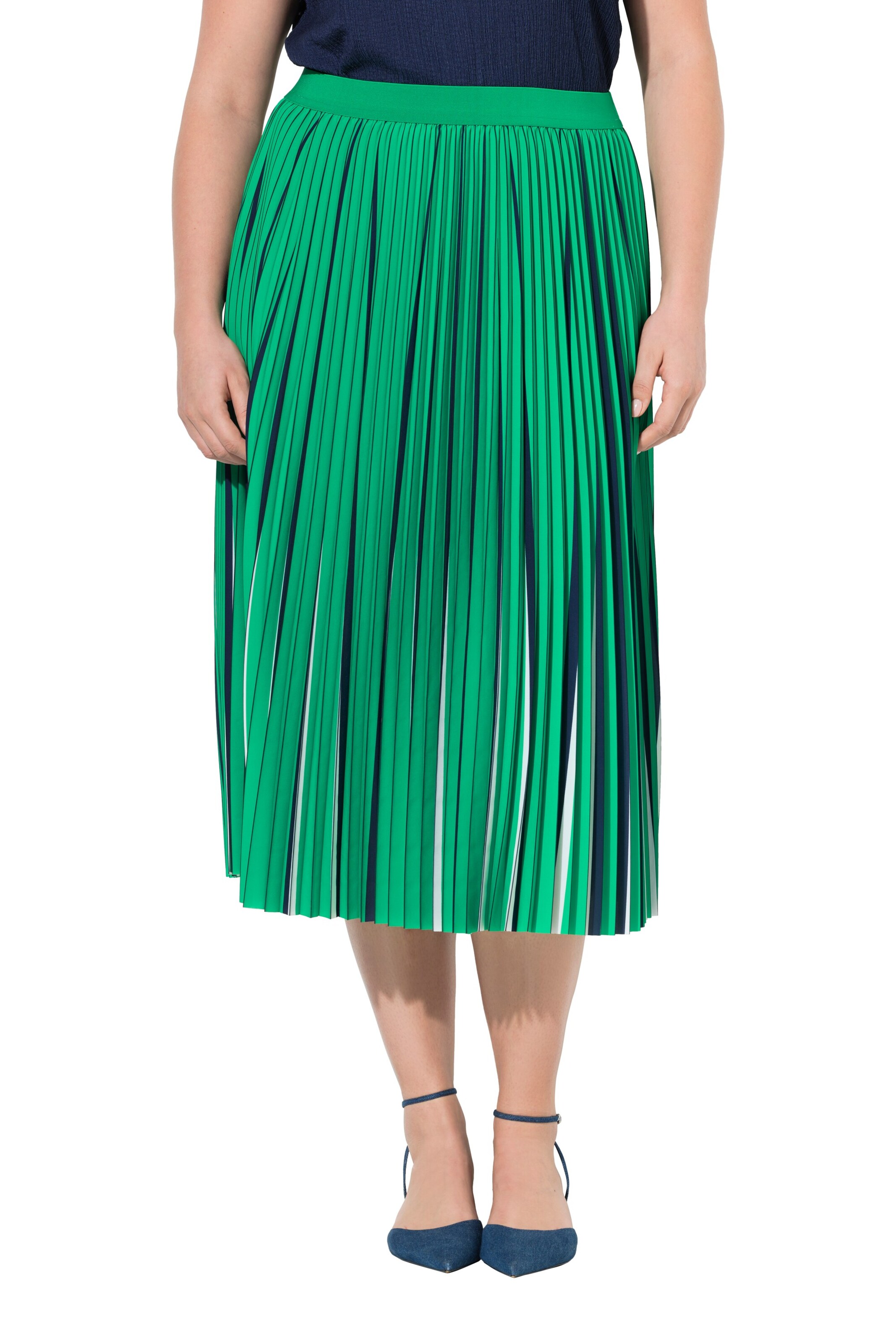 Ulla Popken Skirt in Green: front