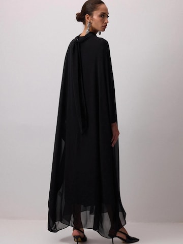 Touché Privé Kleid 'Bat Sleeve Chiffon Dress' in Schwarz