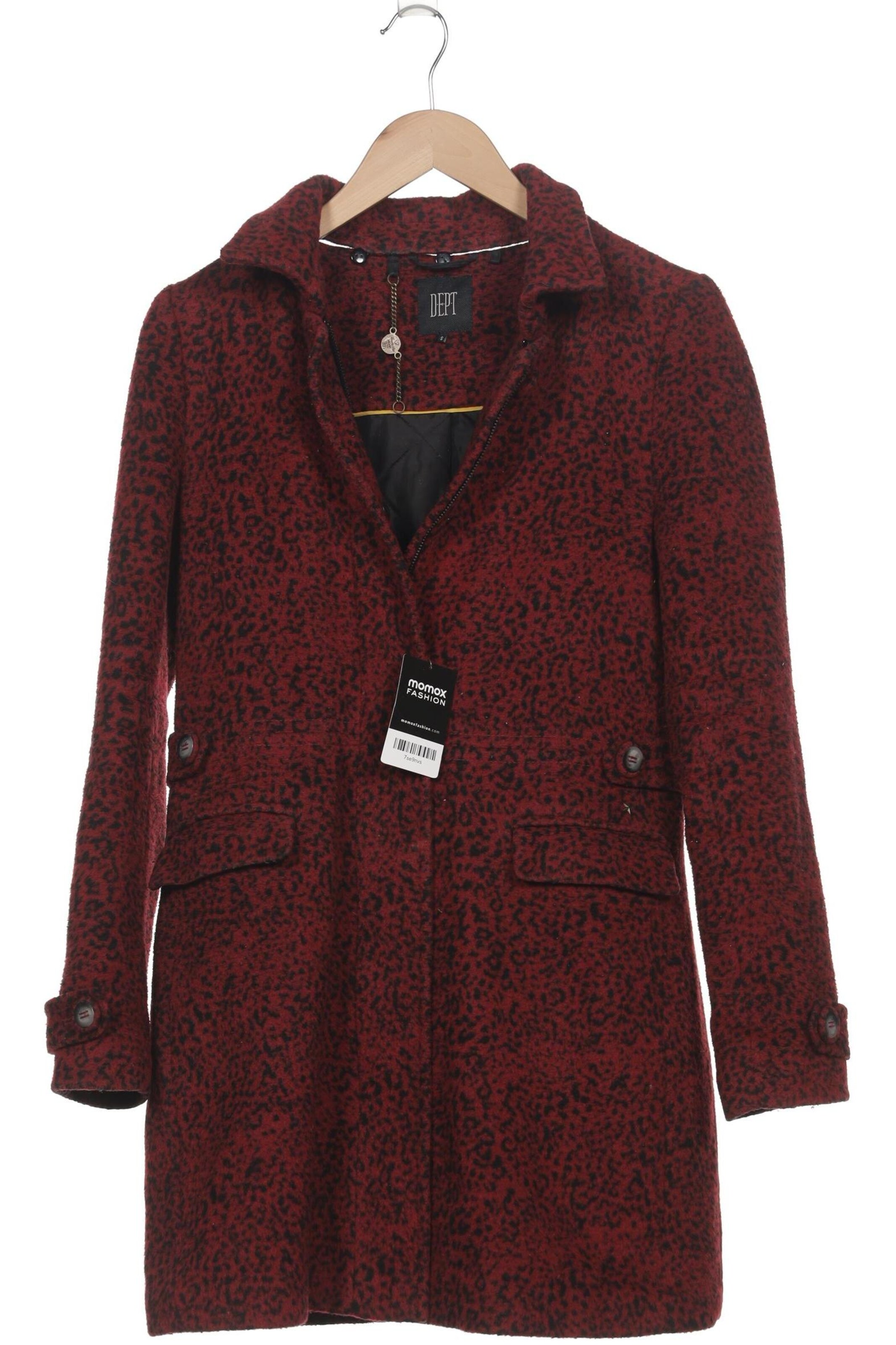 Dept. Jacket & Coat in S in Red: front