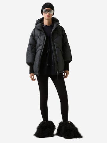 BOGNER Sweatshirt 'Karolina' in Schwarz
