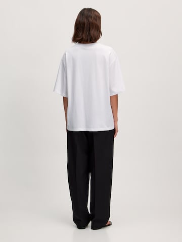 EDITED Oversized tričko 'Xia' – bílá