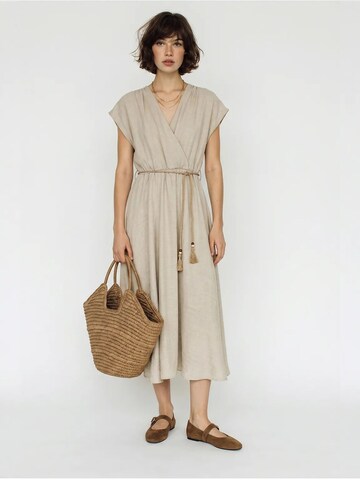 Abito estivo di Bianco Lucci in beige