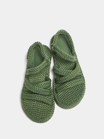 Sandales Pull&Bear en vert