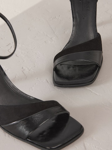 Sandales à lanières 'Signature Premium' Next en noir