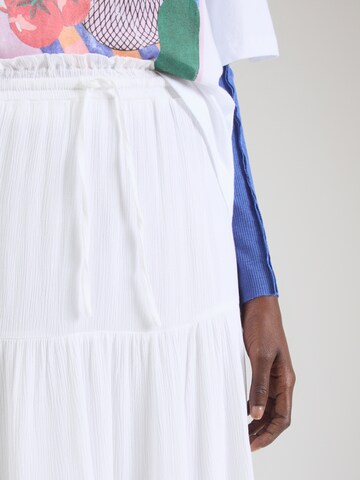 ABOUT YOU Skirt 'Dorkas' in White
