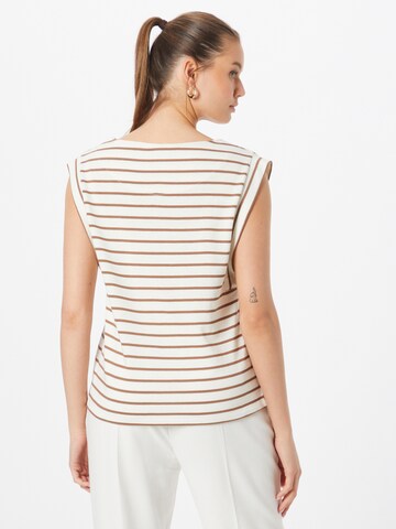 comma casual identity Top in White