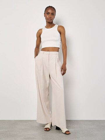 Haut ' ' Apricot en blanc