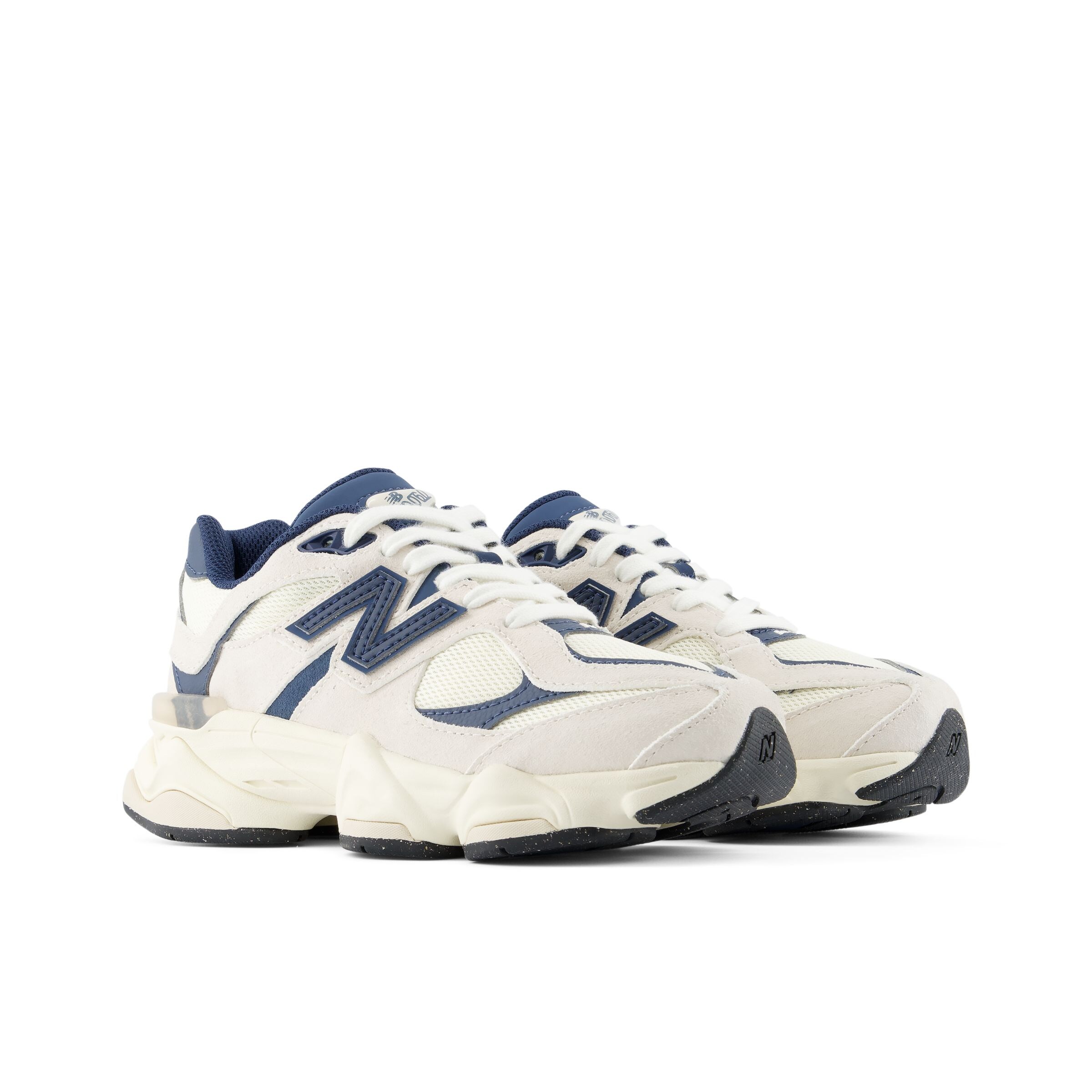 new balance Trainers '9060 Lace' in White