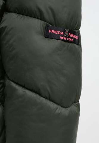 Frieda & Freddies NY Between-Season Jacket 'Jacie' in Green