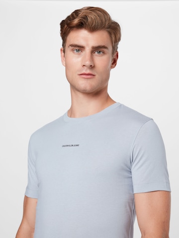 Calvin Klein Jeans T-shirt i grå