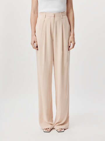 Regular Pantalon à pince 'Thora Tall' LeGer by Lena Gercke en beige : devant