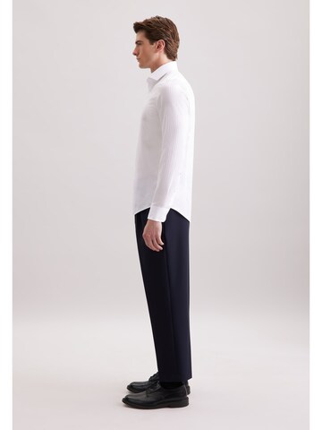 Coupe slim Chemise business 'SMART CLASSICS' SEIDENSTICKER en blanc