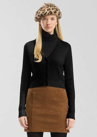 QS Strickjacke in Schwarz: Vorderseite