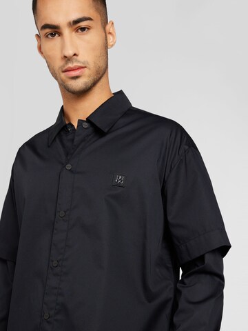 Coupe regular Chemise 'Ebillo' HUGO en noir